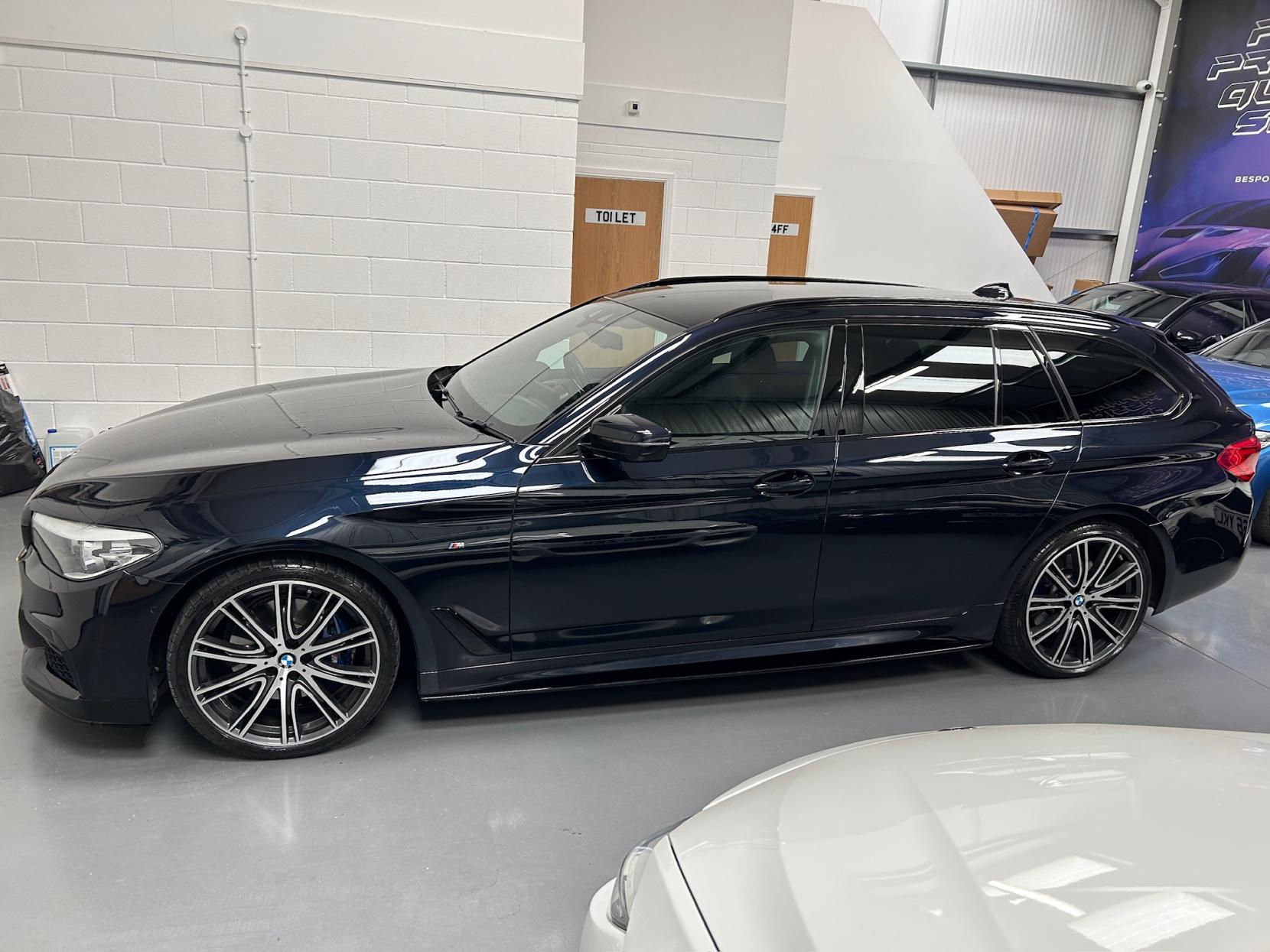 BMW 5 Series 3.0 530d M Sport Touring 5dr Diesel Auto xDrive Euro 6 (s/s) (265 ps)