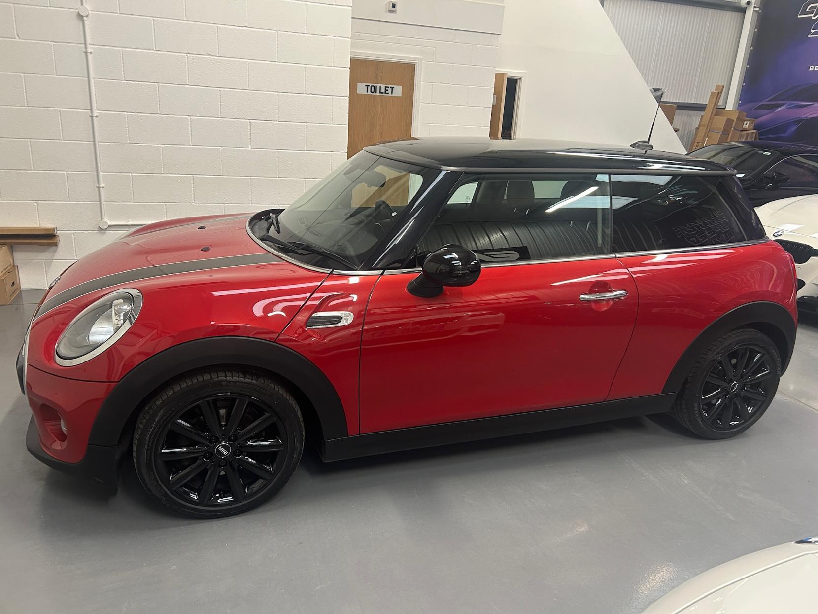 MINI Hatch 1.5 Cooper Hatchback 3dr Petrol Auto Euro 6 (s/s) (136 ps)