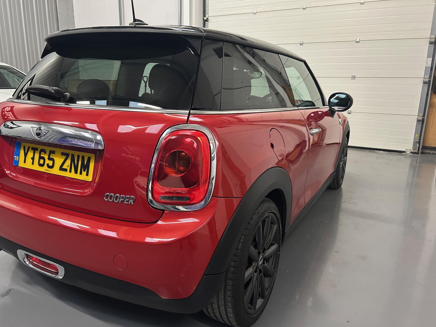 MINI Hatch 1.5 Cooper Hatchback 3dr Petrol Auto Euro 6 (s/s) (136 ps)