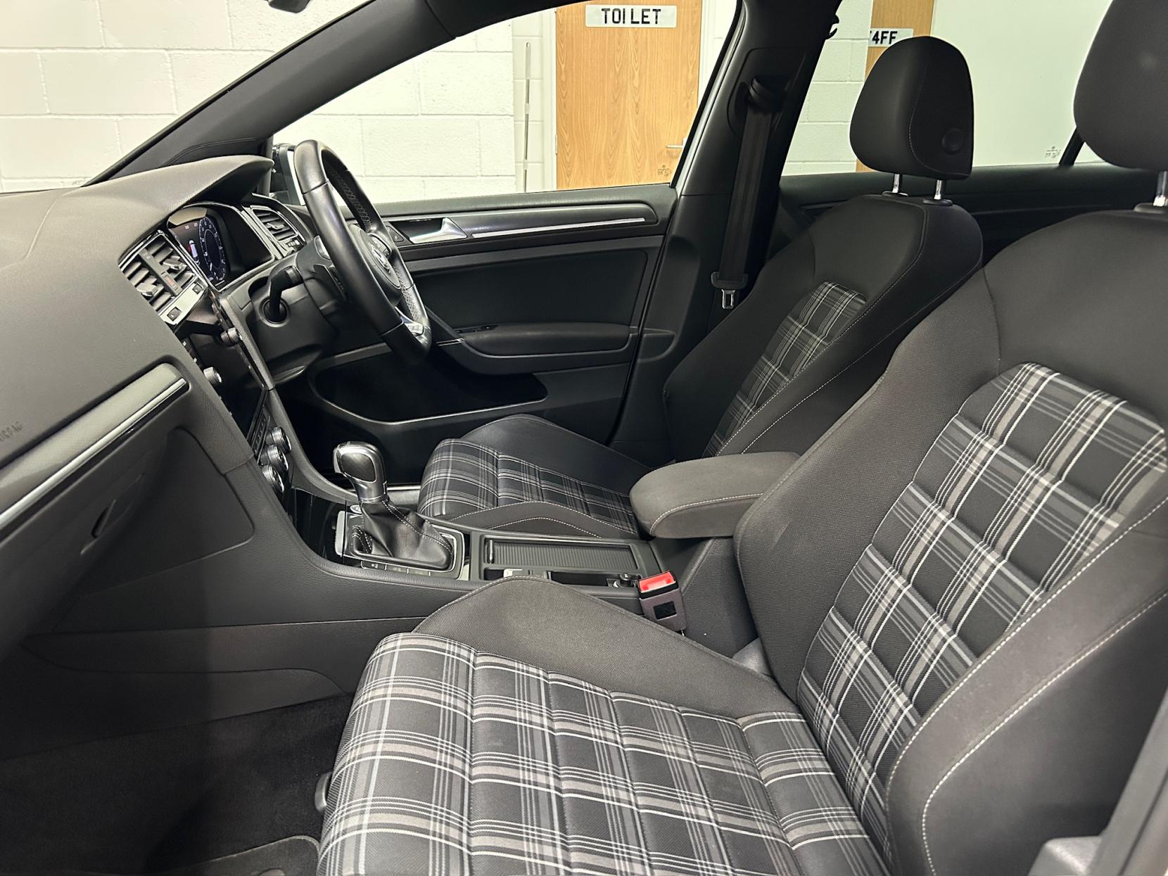 Volkswagen Golf 2.0 TDI BlueMotion Tech GTD Hatchback 5dr Diesel DSG Euro 6 (s/s) (184 ps)