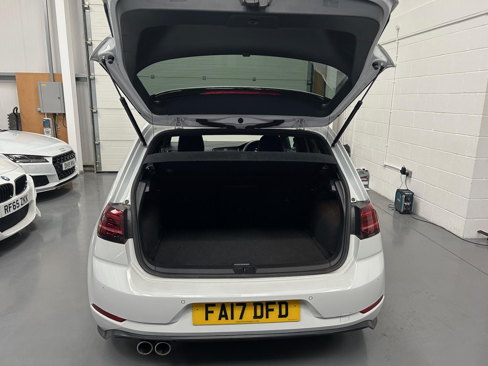 Volkswagen Golf 2.0 TDI BlueMotion Tech GTD Hatchback 5dr Diesel DSG Euro 6 (s/s) (184 ps)