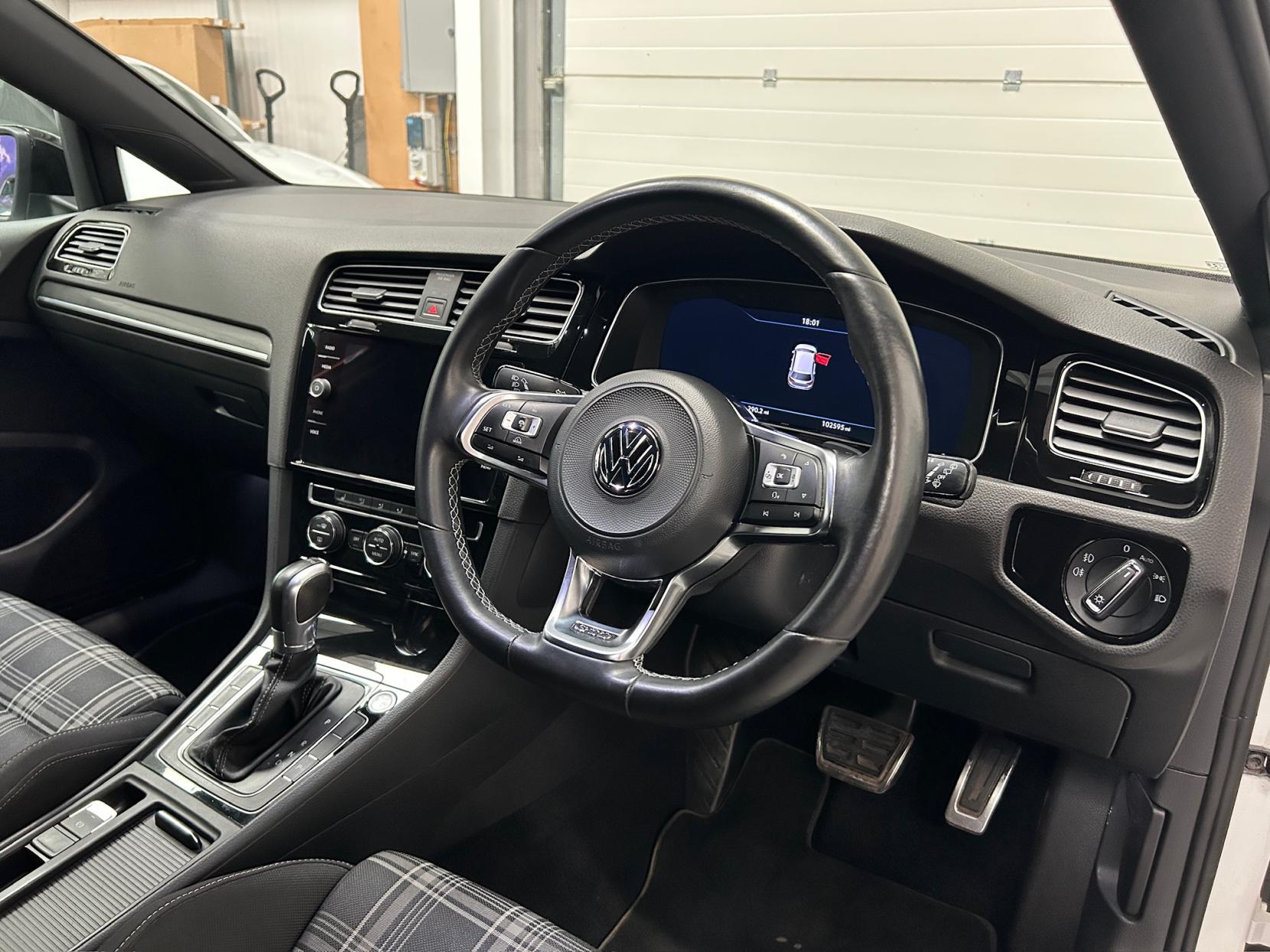 Volkswagen Golf 2.0 TDI BlueMotion Tech GTD Hatchback 5dr Diesel DSG Euro 6 (s/s) (184 ps)