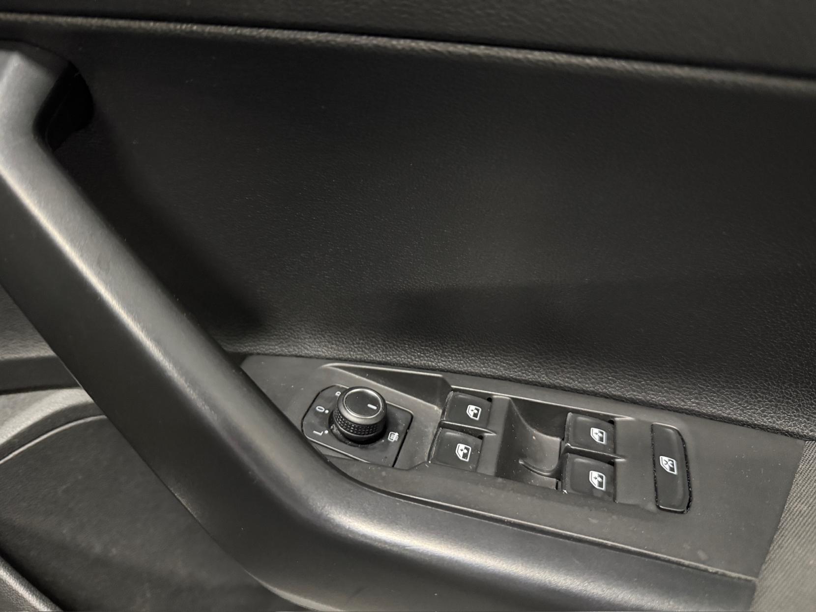 Volkswagen Polo 1.0 EVO SE Hatchback 5dr Petrol Manual Euro 6 (s/s) (65 ps)