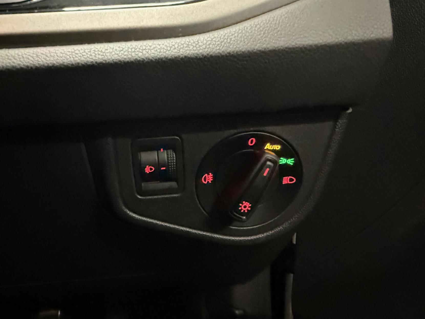 Volkswagen Polo 1.0 EVO SE Hatchback 5dr Petrol Manual Euro 6 (s/s) (65 ps)