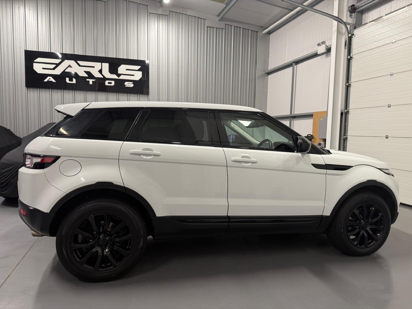 Land Rover Range Rover Evoque 2.2 SD4 Pure Tech SUV 5dr Diesel Auto 4WD Euro 5 (s/s) (190 ps)