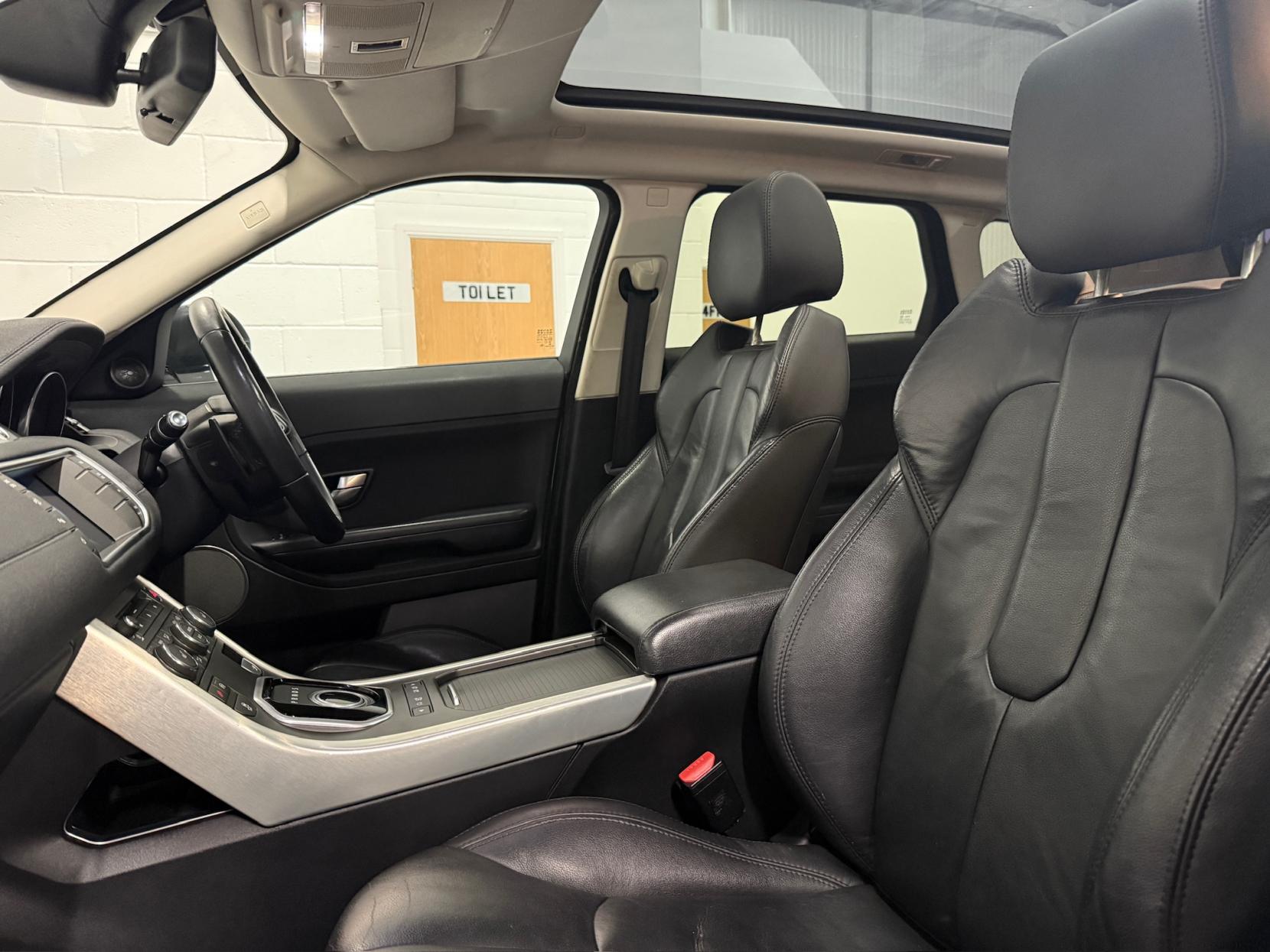 Land Rover Range Rover Evoque 2.2 SD4 Pure Tech SUV 5dr Diesel Auto 4WD Euro 5 (s/s) (190 ps)