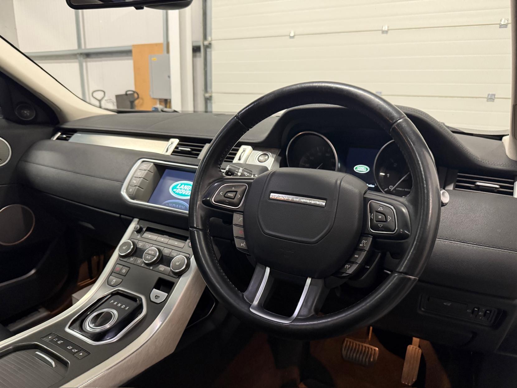 Land Rover Range Rover Evoque 2.2 SD4 Pure Tech SUV 5dr Diesel Auto 4WD Euro 5 (s/s) (190 ps)