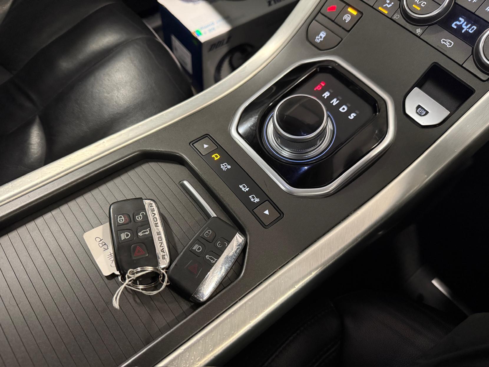 Land Rover Range Rover Evoque 2.2 SD4 Pure Tech SUV 5dr Diesel Auto 4WD Euro 5 (s/s) (190 ps)