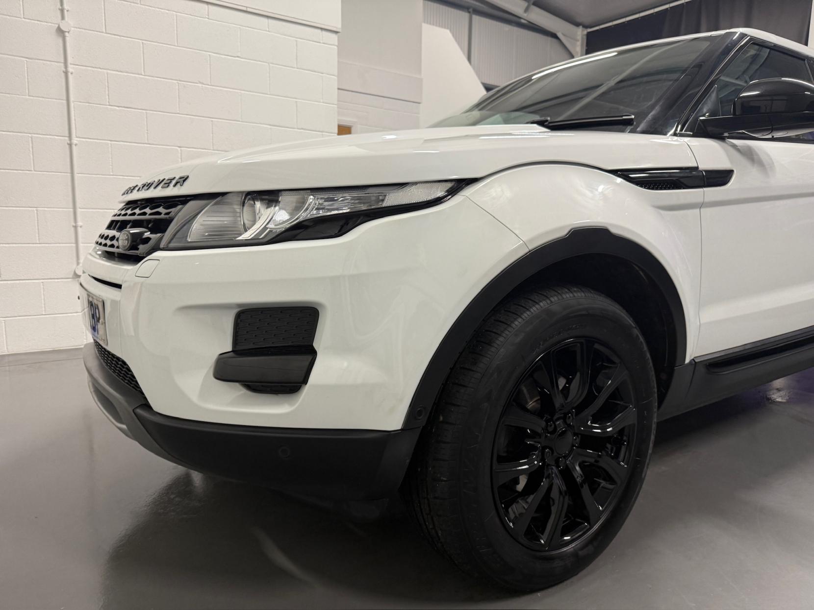 Land Rover Range Rover Evoque 2.2 SD4 Pure Tech SUV 5dr Diesel Auto 4WD Euro 5 (s/s) (190 ps)