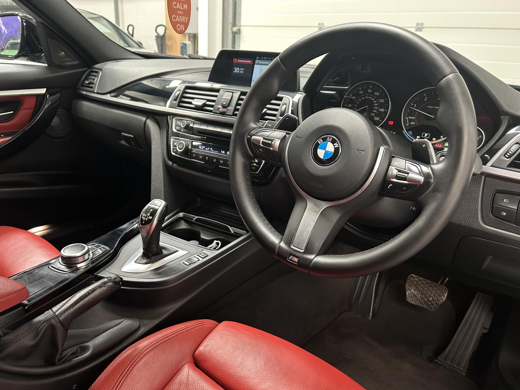 BMW 3 Series 2.0 320d M Sport Shadow Edition Saloon 4dr Diesel Auto Euro 6 (s/s) (190 ps)