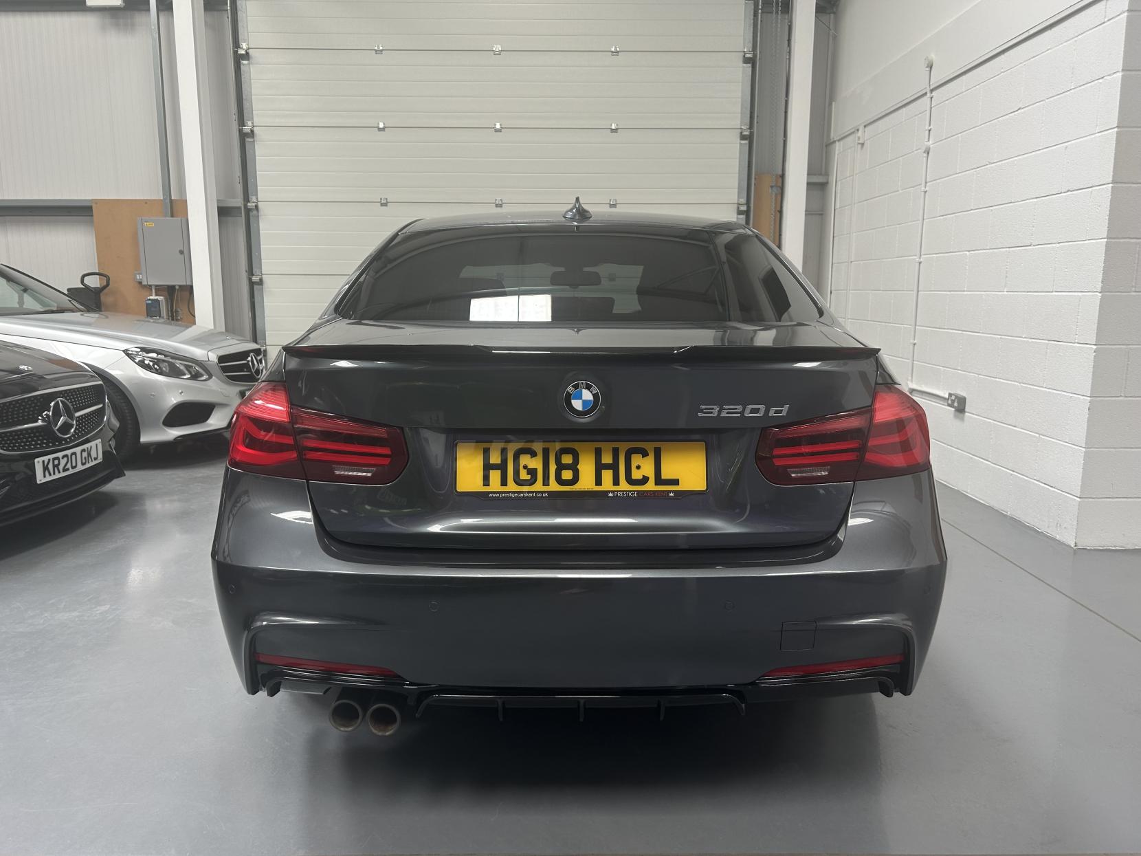 BMW 3 Series 2.0 320d M Sport Shadow Edition Saloon 4dr Diesel Auto Euro 6 (s/s) (190 ps)