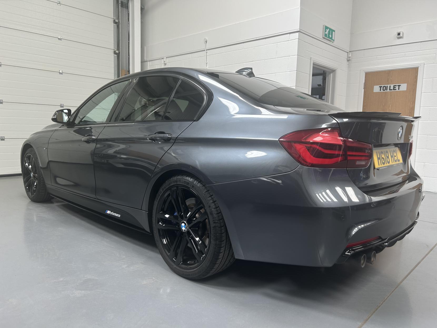 BMW 3 Series 2.0 320d M Sport Shadow Edition Saloon 4dr Diesel Auto Euro 6 (s/s) (190 ps)