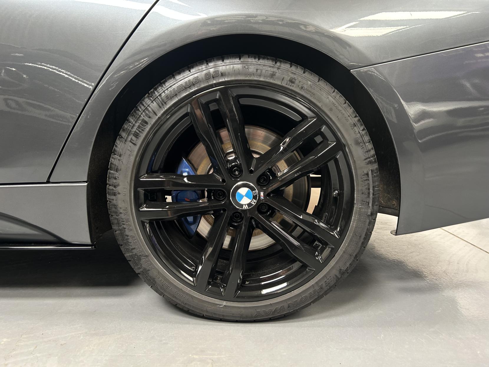 BMW 3 Series 2.0 320d M Sport Shadow Edition Saloon 4dr Diesel Auto Euro 6 (s/s) (190 ps)
