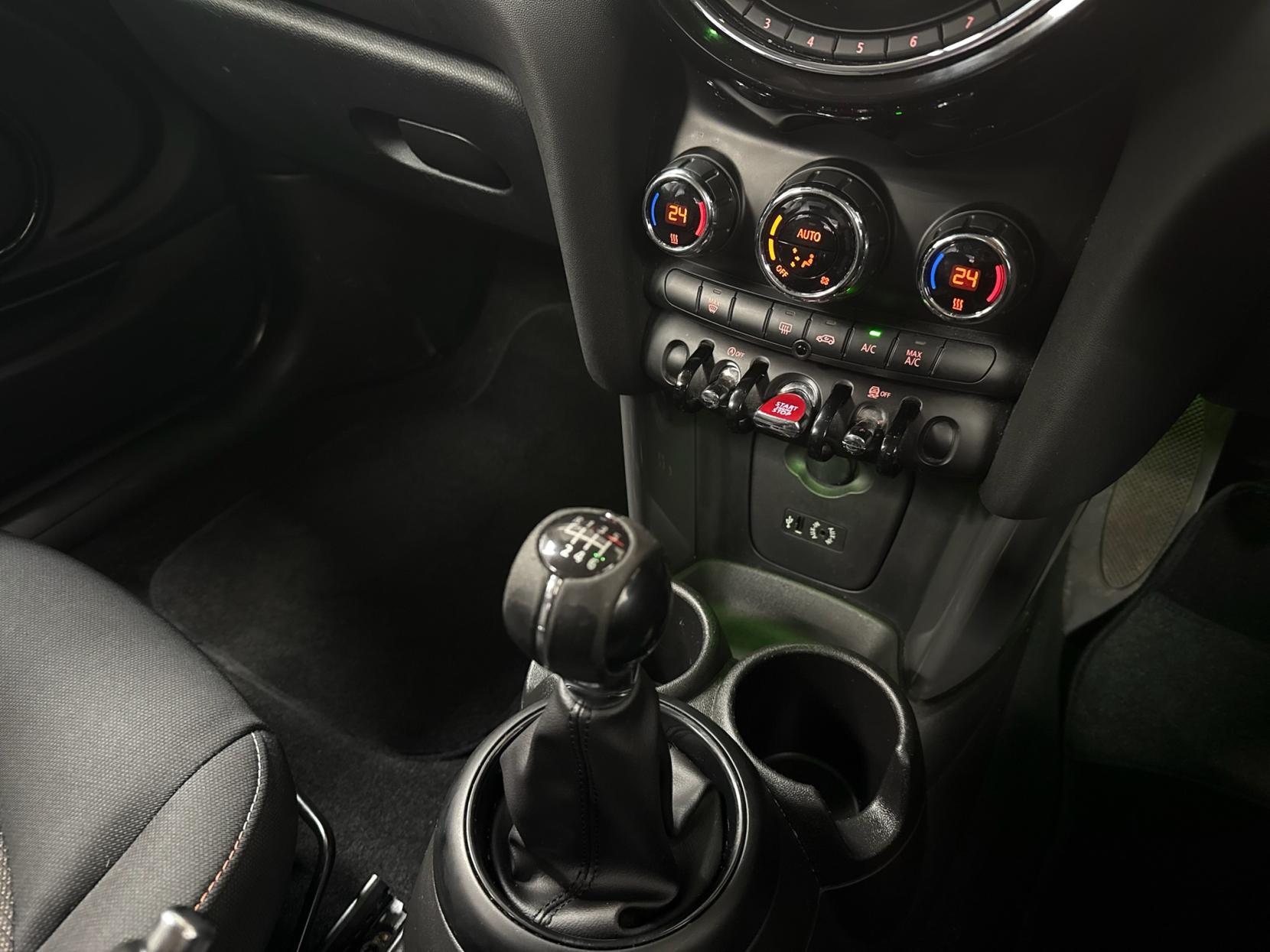 MINI Hatch 1.5 Cooper Hatchback 3dr Petrol Manual Euro 6 (s/s) (136 ps)