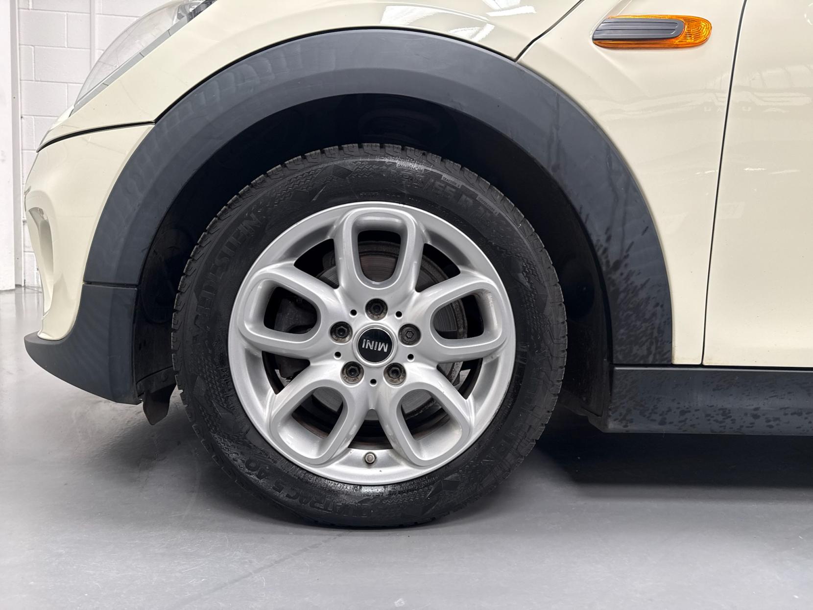 MINI Hatch 1.5 Cooper Hatchback 3dr Petrol Manual Euro 6 (s/s) (136 ps)