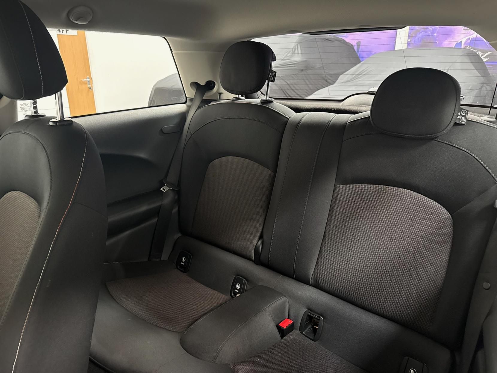 MINI Hatch 1.5 Cooper Hatchback 3dr Petrol Manual Euro 6 (s/s) (136 ps)