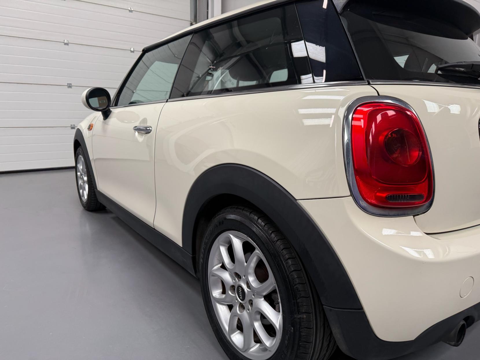 MINI Hatch 1.5 Cooper Hatchback 3dr Petrol Manual Euro 6 (s/s) (136 ps)