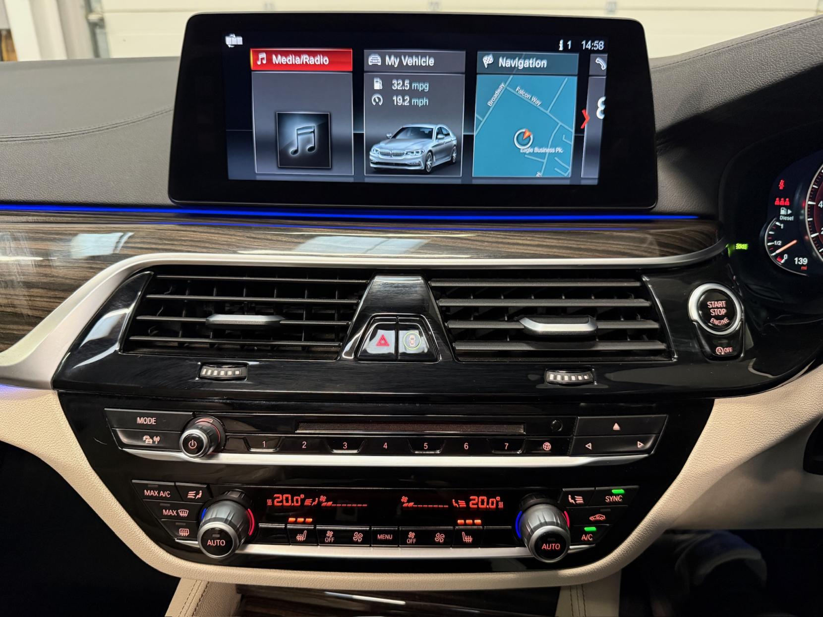 BMW 5 Series 3.0 530d M Sport Saloon 4dr Diesel Auto xDrive Euro 6 (s/s) (265 ps)