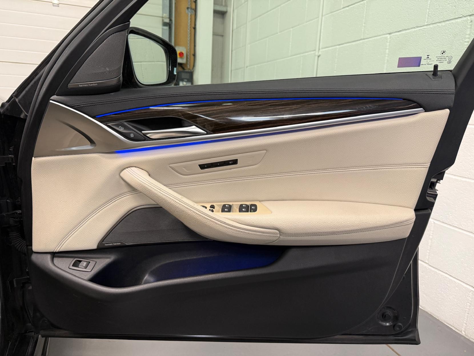 BMW 5 Series 3.0 530d M Sport Saloon 4dr Diesel Auto xDrive Euro 6 (s/s) (265 ps)