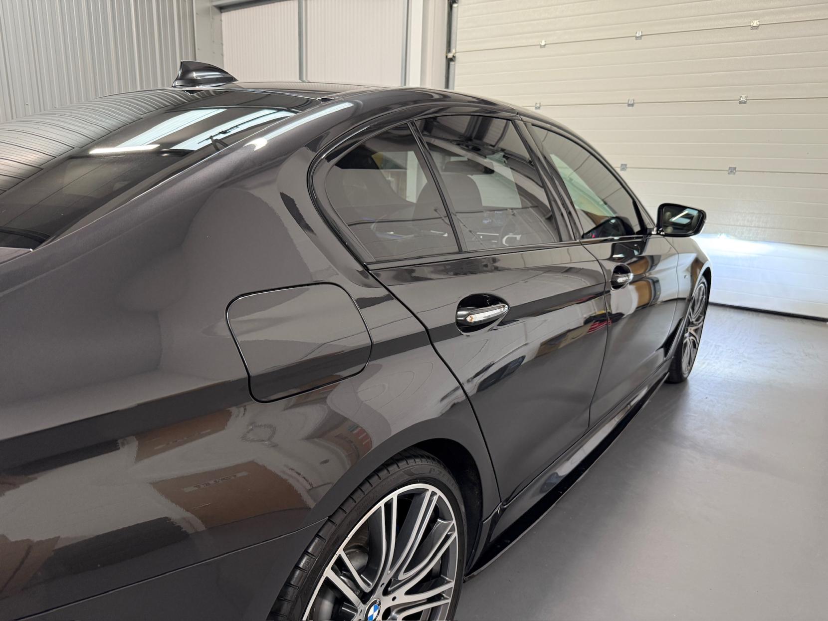 BMW 5 Series 3.0 530d M Sport Saloon 4dr Diesel Auto xDrive Euro 6 (s/s) (265 ps)