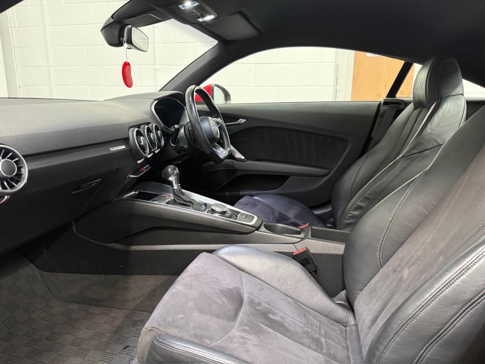 Audi TT 2.0 TFSI S line Coupe 3dr Petrol S Tronic quattro Euro 6 (s/s) (230 ps)