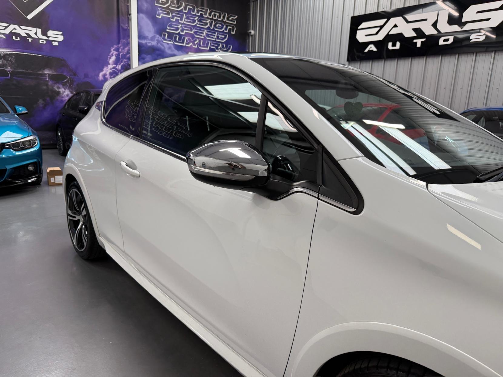 Peugeot 208 1.6 THP GTi Prestige Hatchback 3dr Petrol Manual Euro 6 (s/s) (208 ps)
