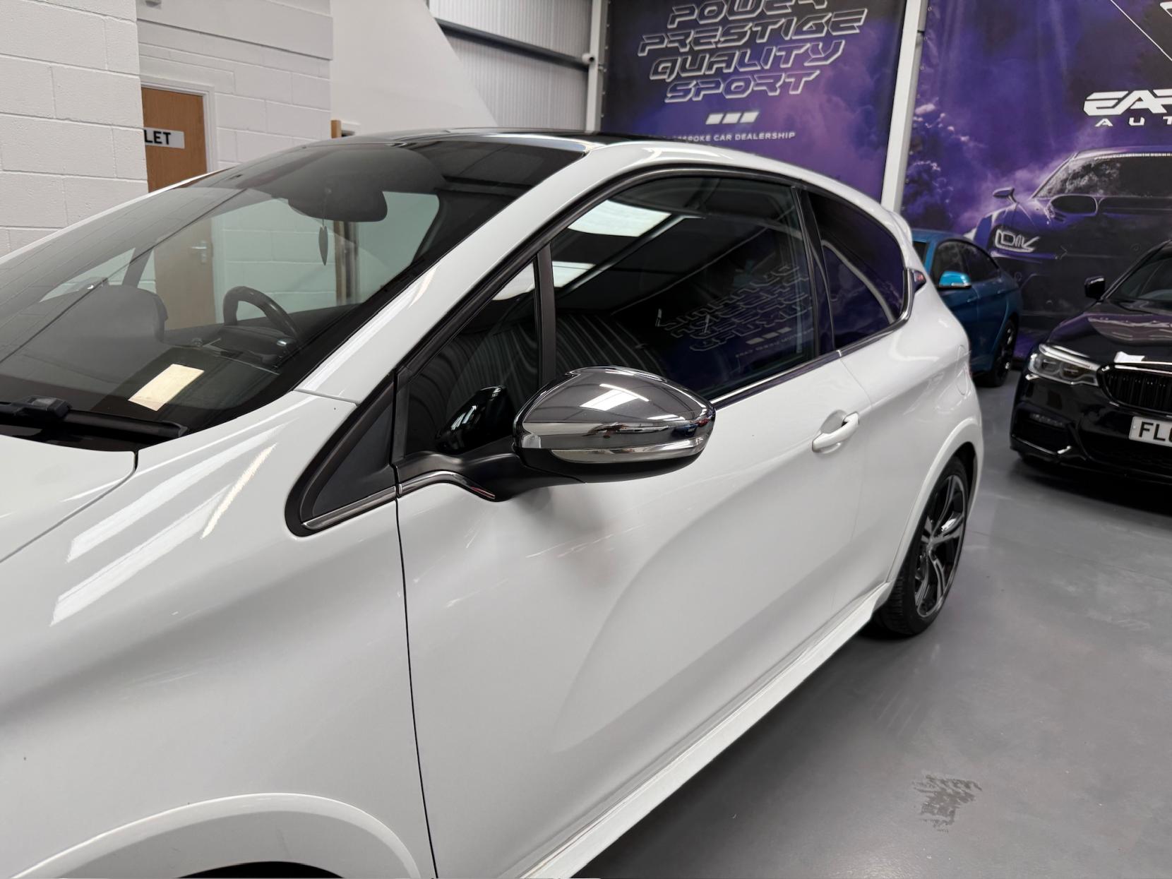 Peugeot 208 1.6 THP GTi Prestige Hatchback 3dr Petrol Manual Euro 6 (s/s) (208 ps)