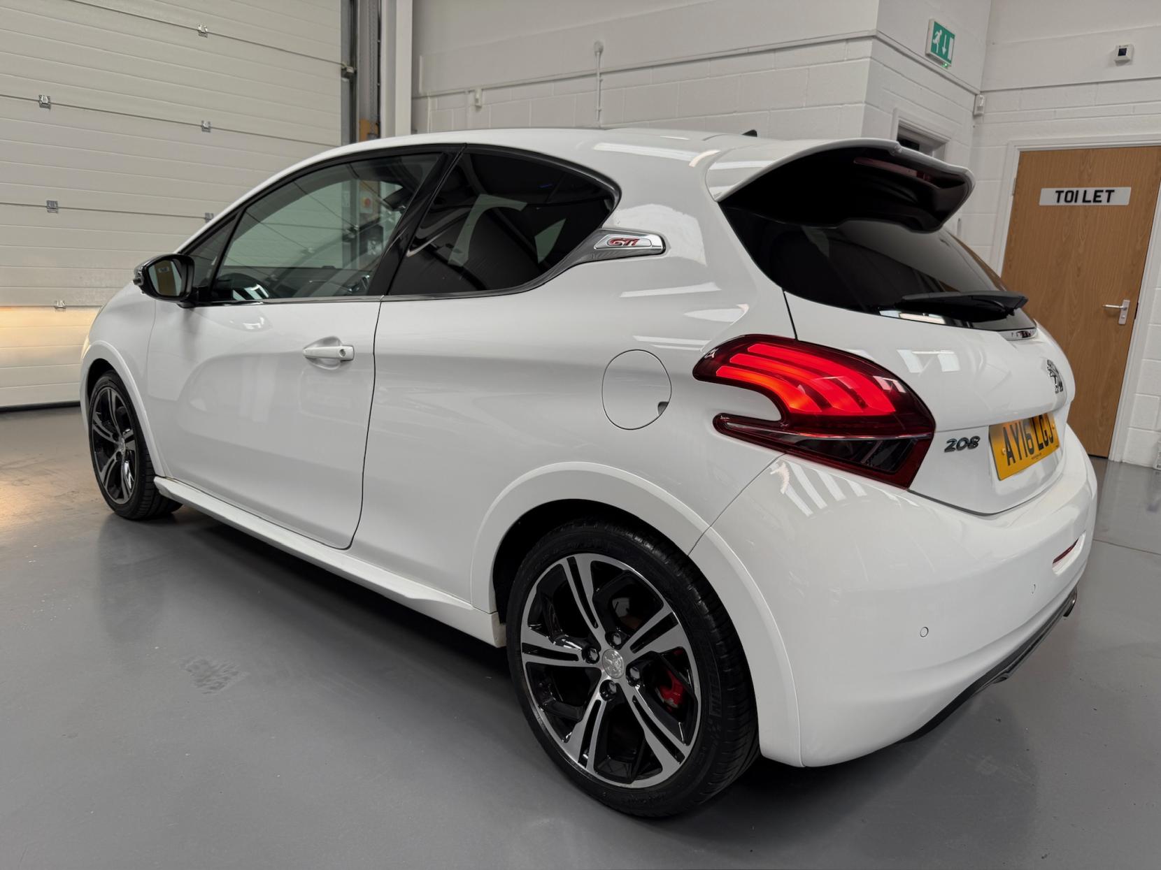 Peugeot 208 1.6 THP GTi Prestige Hatchback 3dr Petrol Manual Euro 6 (s/s) (208 ps)