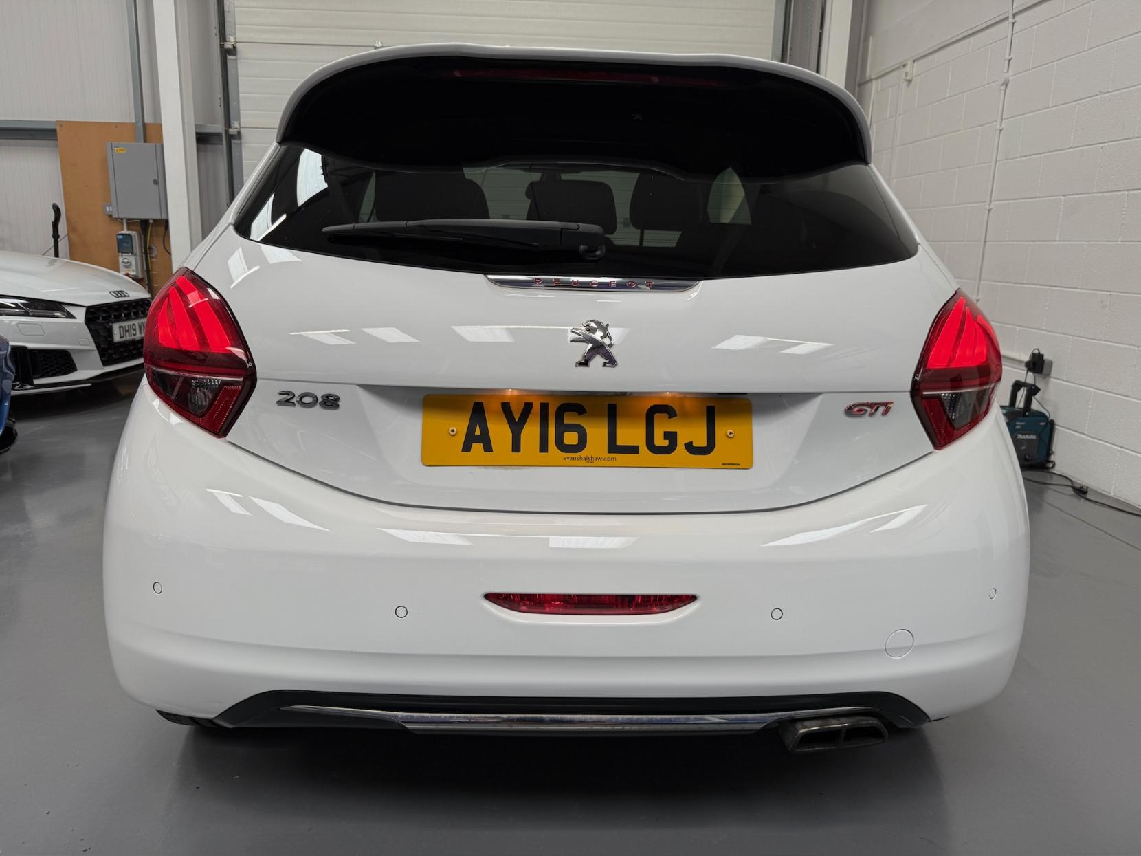 Peugeot 208 1.6 THP GTi Prestige Hatchback 3dr Petrol Manual Euro 6 (s/s) (208 ps)