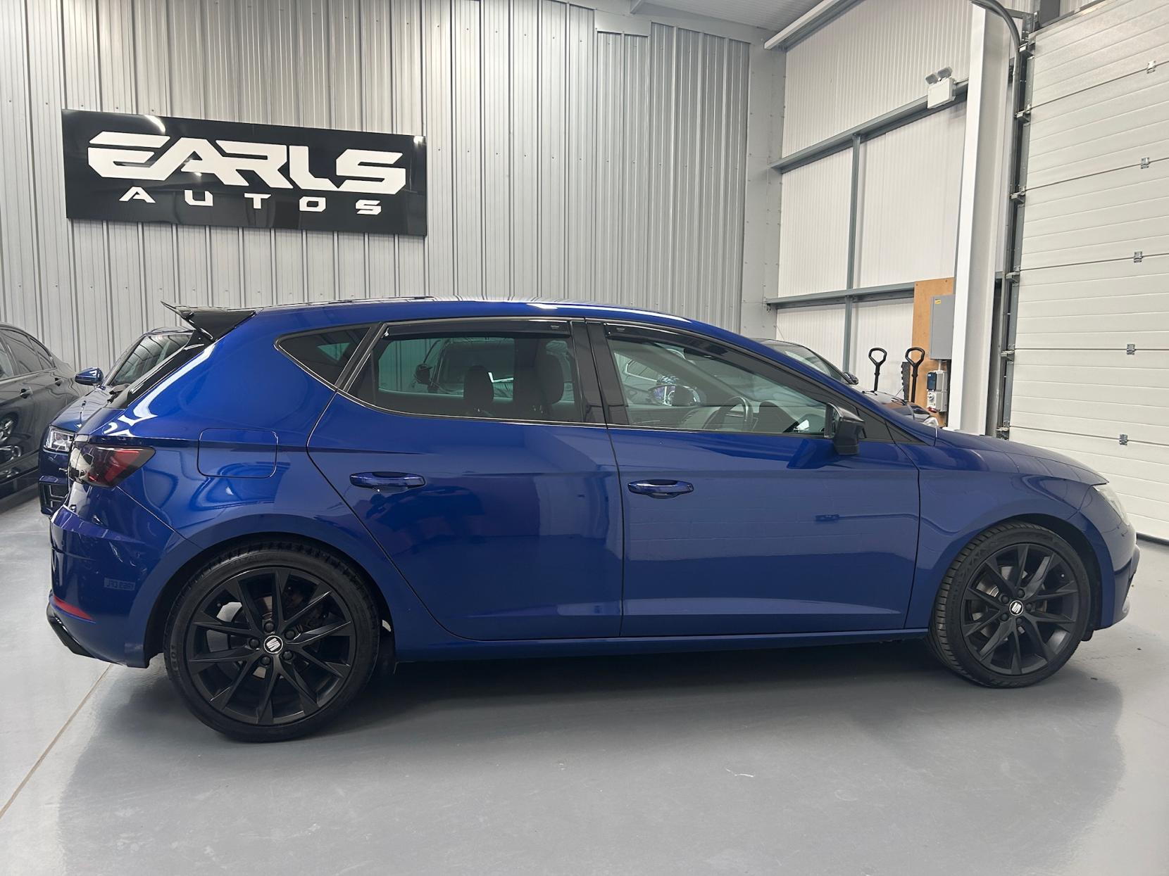 SEAT Leon 1.5 TSI EVO FR Black Edition Hatchback 5dr Petrol Manual Euro 6 (s/s) (150 ps)