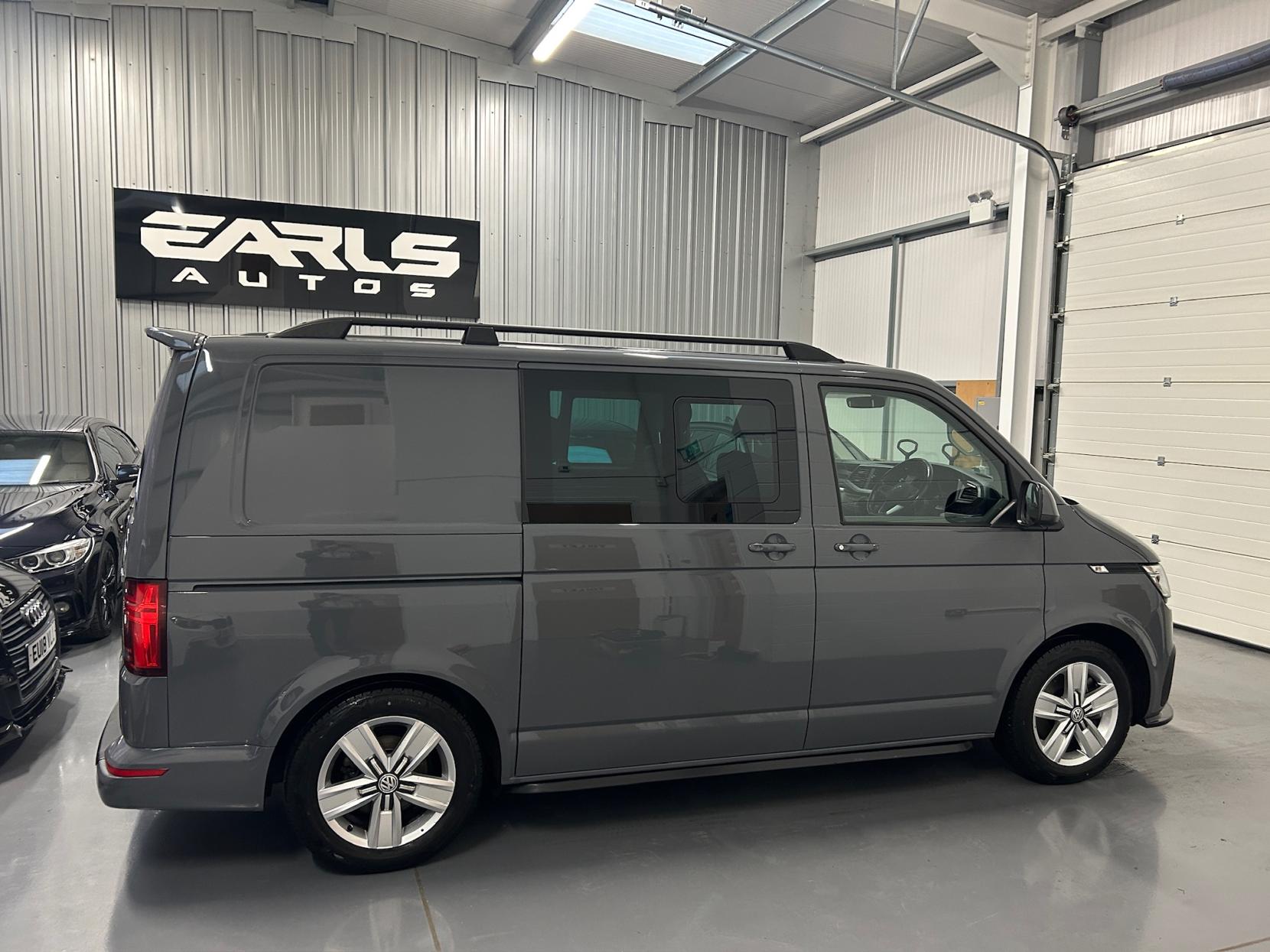 Volkswagen Transporter 2.0 BiTDI T32 Highline Crew Van Double Cab 5dr Diesel DSG 4Motion SWB Euro 6 (s/s) (204 ps)