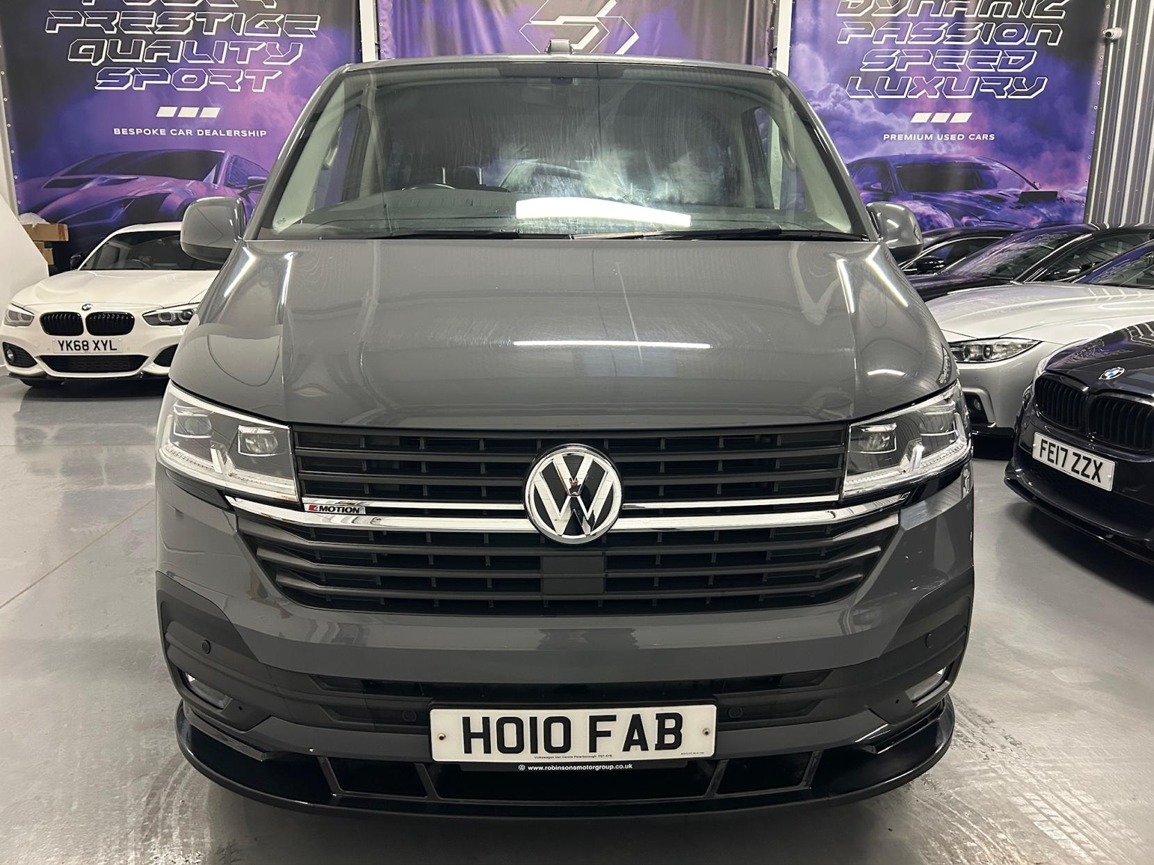 Volkswagen Transporter 2.0 BiTDI T32 Highline Crew Van Double Cab 5dr Diesel DSG 4Motion SWB Euro 6 (s/s) (204 ps)