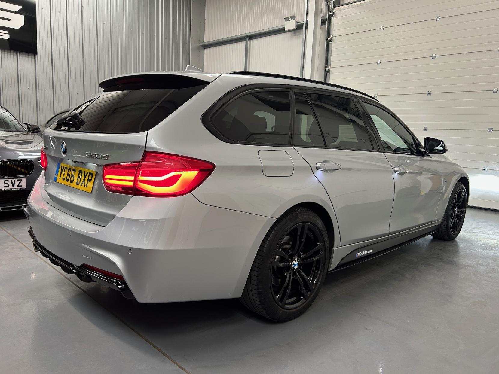 BMW 3 Series 2.0 320d M Sport Touring 5dr Diesel Auto xDrive Euro 6 (s/s) (190 ps)