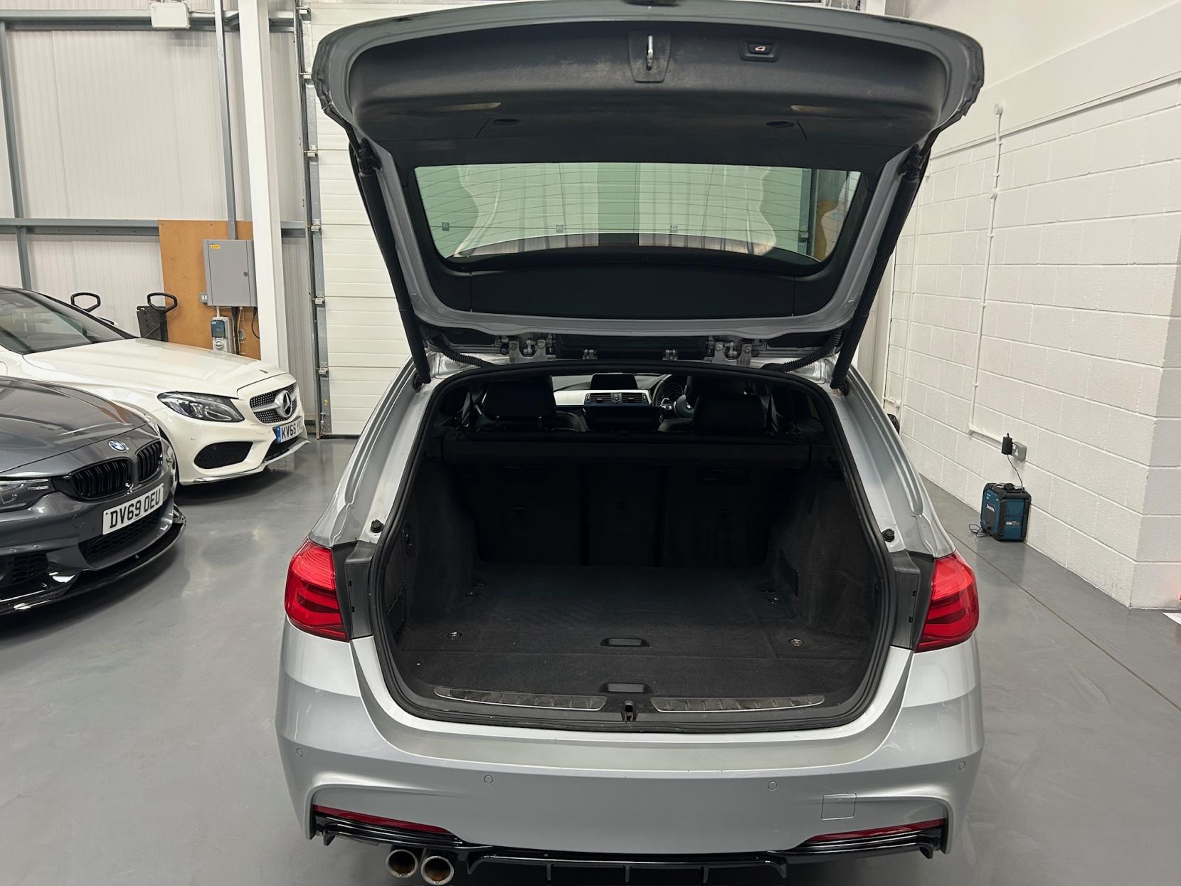 BMW 3 Series 2.0 320d M Sport Touring 5dr Diesel Auto xDrive Euro 6 (s/s) (190 ps)