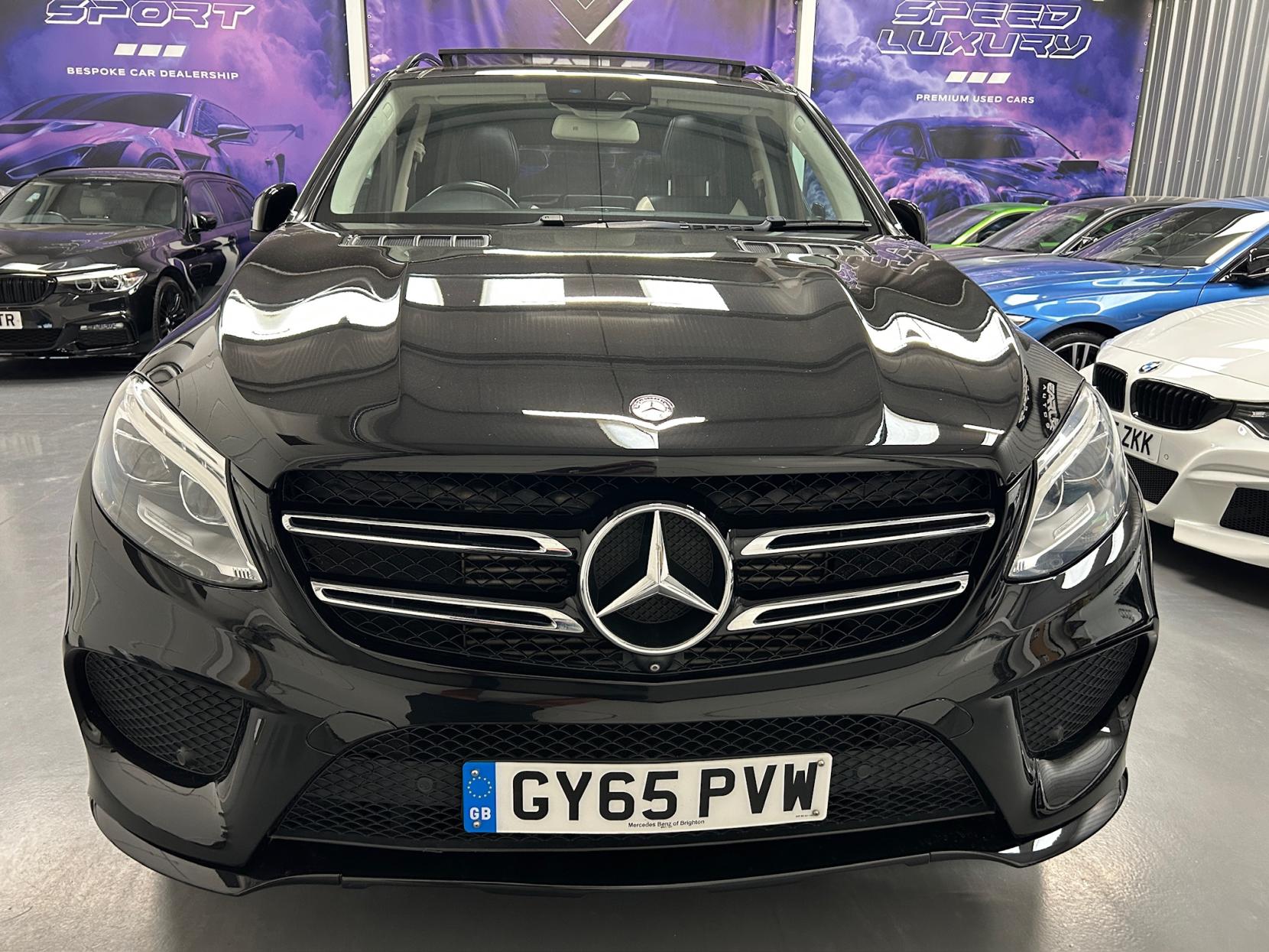 Mercedes-Benz GLE 3.0 GLE350d V6 AMG Line (Premium) SUV 5dr Diesel G-Tronic 4MATIC Euro 6 (s/s) (258 ps)