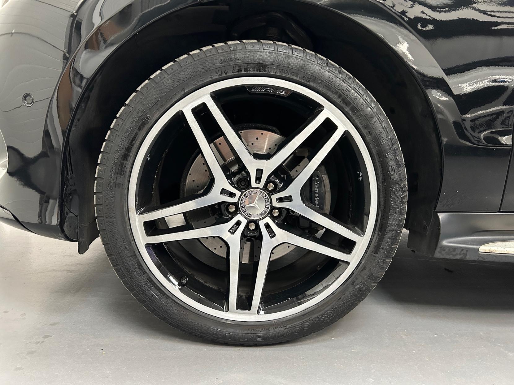 Mercedes-Benz GLE 3.0 GLE350d V6 AMG Line (Premium) SUV 5dr Diesel G-Tronic 4MATIC Euro 6 (s/s) (258 ps)