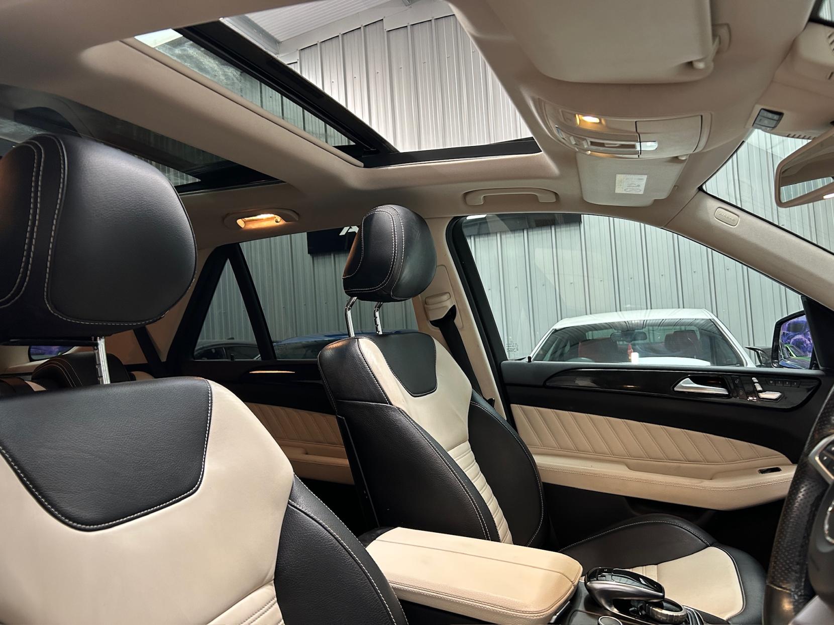 Mercedes-Benz GLE 3.0 GLE350d V6 AMG Line (Premium) SUV 5dr Diesel G-Tronic 4MATIC Euro 6 (s/s) (258 ps)