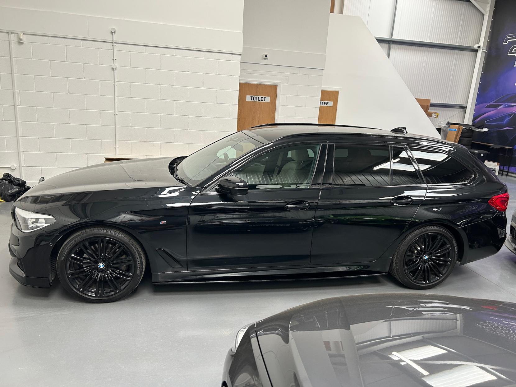 BMW 5 Series 2.0 520d M Sport Touring 5dr Diesel Auto xDrive Euro 6 (s/s) (190 ps)