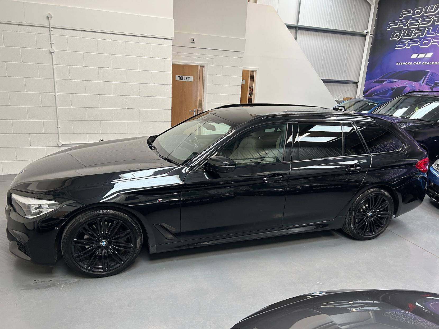 BMW 5 Series 2.0 520d M Sport Touring 5dr Diesel Auto xDrive Euro 6 (s/s) (190 ps)