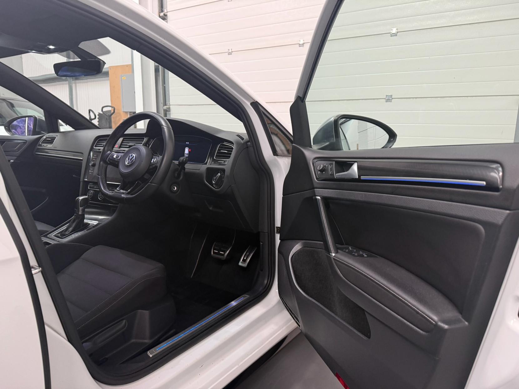 Volkswagen Golf 2.0 TSI R Hatchback 5dr Petrol DSG 4Motion Euro 6 (s/s) (310 ps)