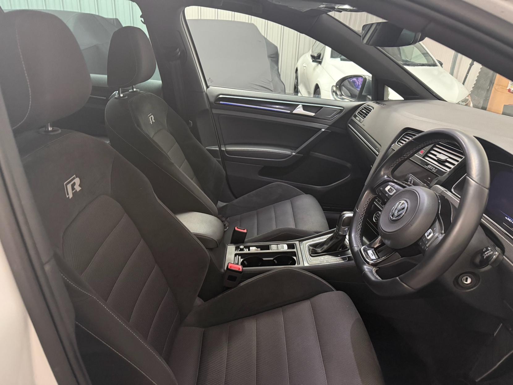 Volkswagen Golf 2.0 TSI R Hatchback 5dr Petrol DSG 4Motion Euro 6 (s/s) (310 ps)