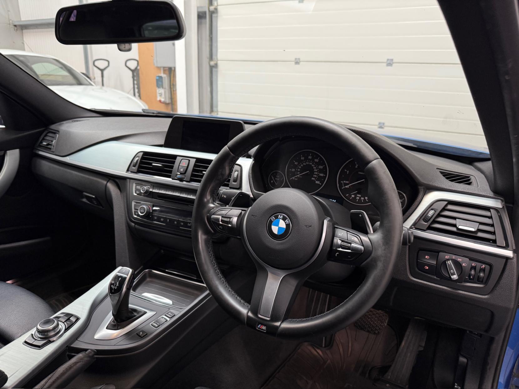 BMW 3 Series 3.0 330d M Sport Touring 5dr Diesel Auto Euro 5 (s/s) (258 ps)