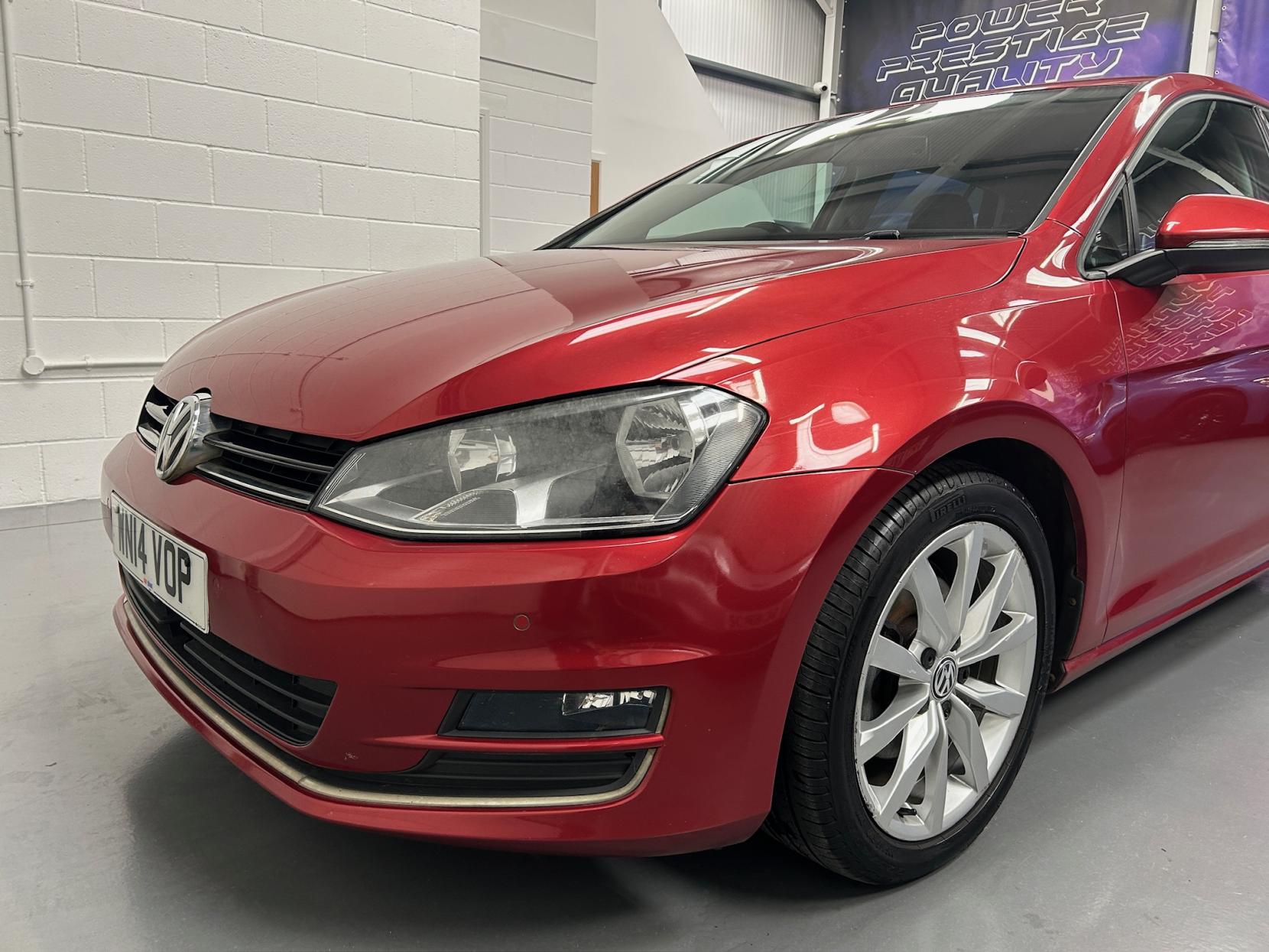 Volkswagen Golf 2.0 TDI BlueMotion Tech GT Hatchback 5dr Diesel Manual Euro 5 (s/s) (150 ps)