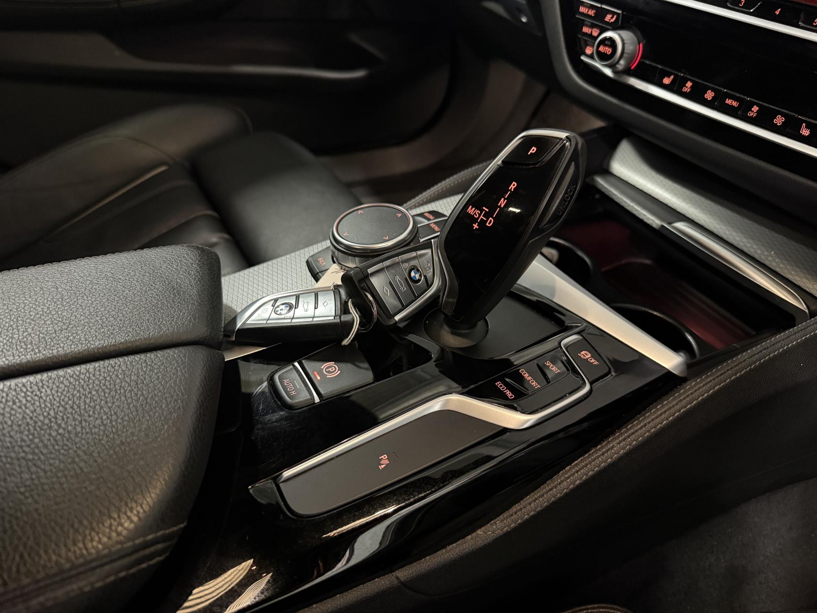 BMW 5 Series 3.0 530d M Sport Touring 5dr Diesel Auto xDrive Euro 6 (s/s) (265 ps)