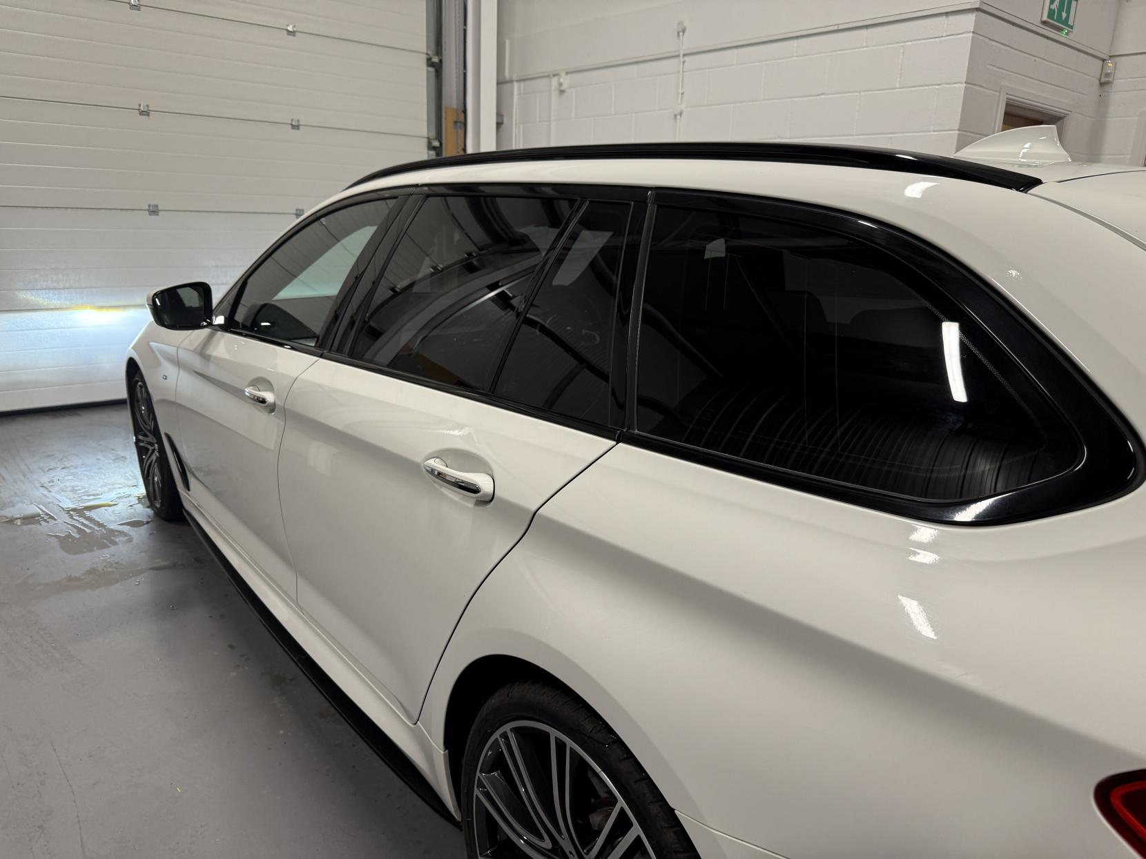 BMW 5 Series 3.0 530d M Sport Touring 5dr Diesel Auto xDrive Euro 6 (s/s) (265 ps)