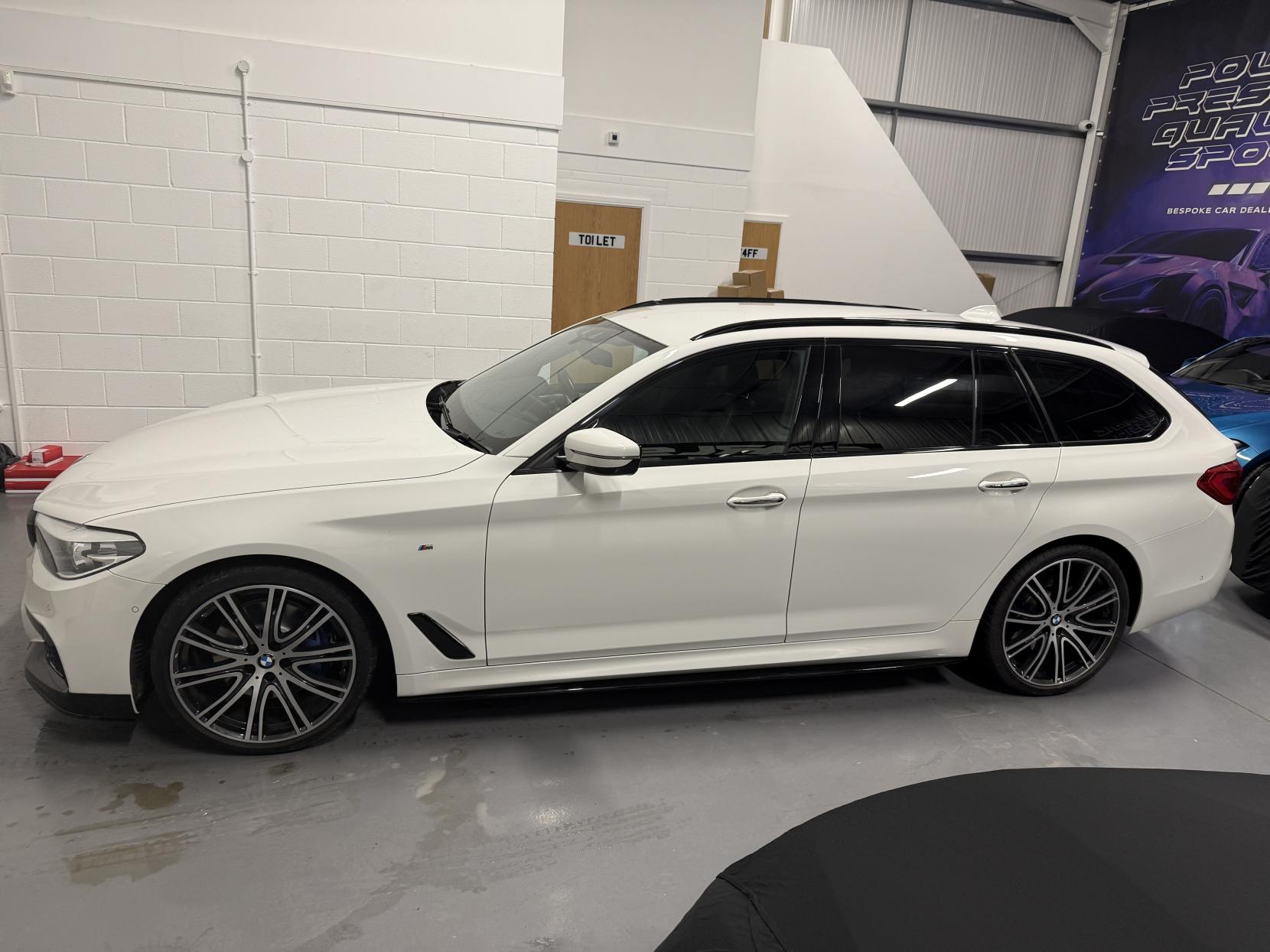 BMW 5 Series 3.0 530d M Sport Touring 5dr Diesel Auto xDrive Euro 6 (s/s) (265 ps)