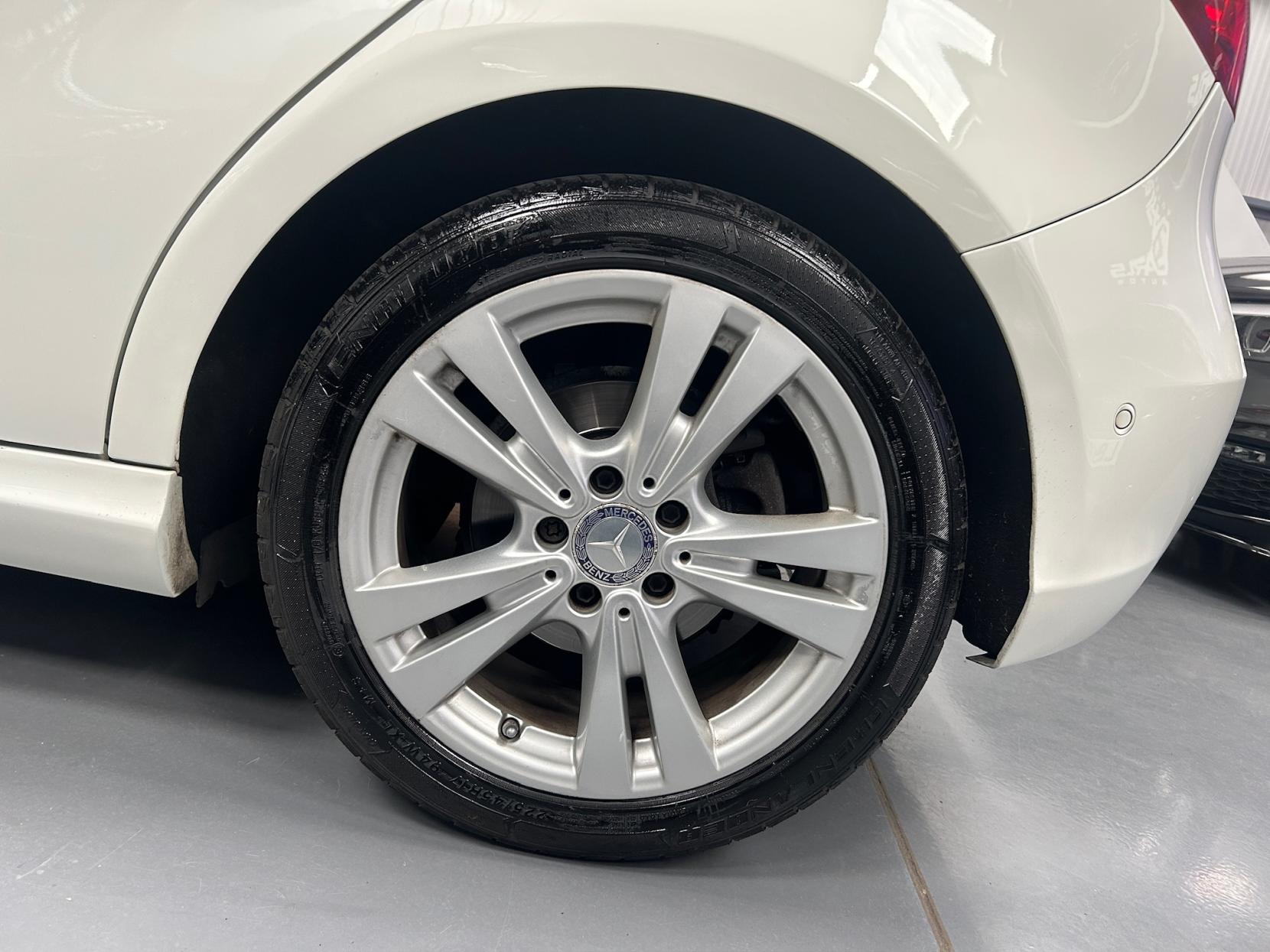 Mercedes-Benz A Class 1.6 A180 Sport (Premium) Hatchback 5dr Petrol 7G-DCT Euro 6 (s/s) (122 ps)