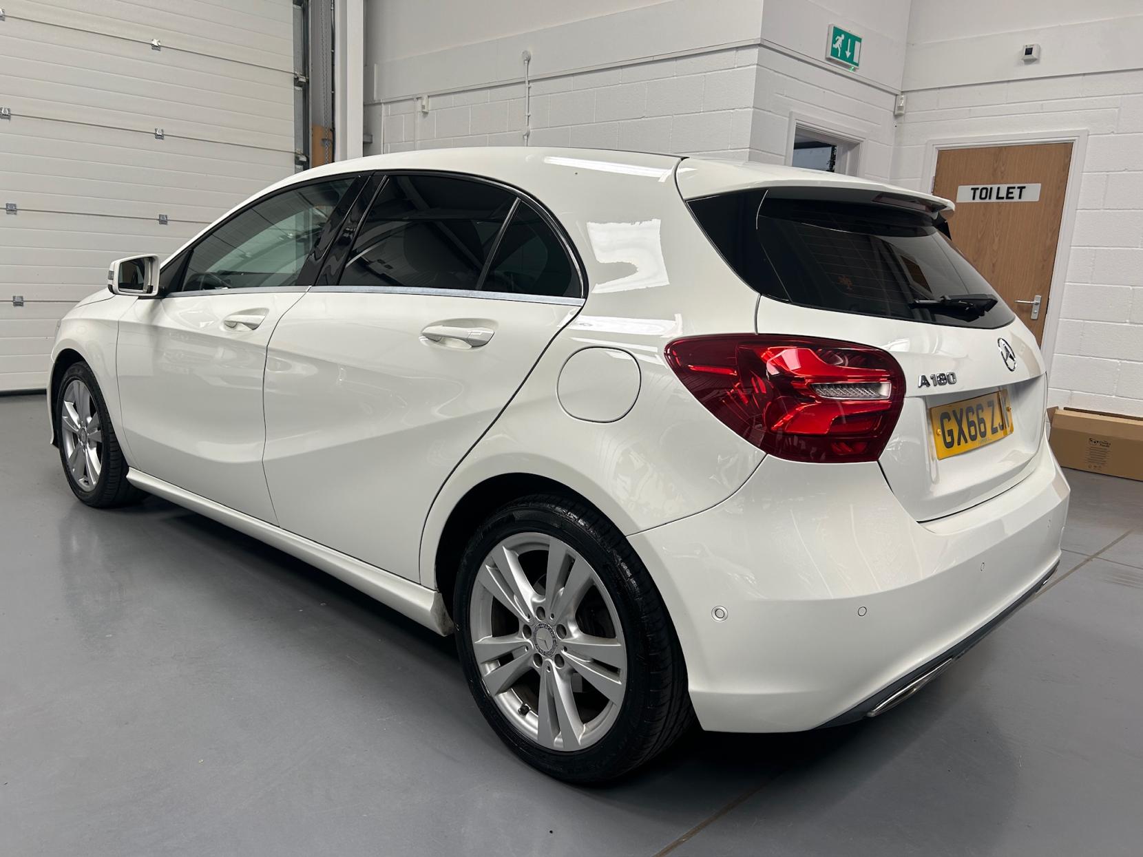 Mercedes-Benz A Class 1.6 A180 Sport (Premium) Hatchback 5dr Petrol 7G-DCT Euro 6 (s/s) (122 ps)