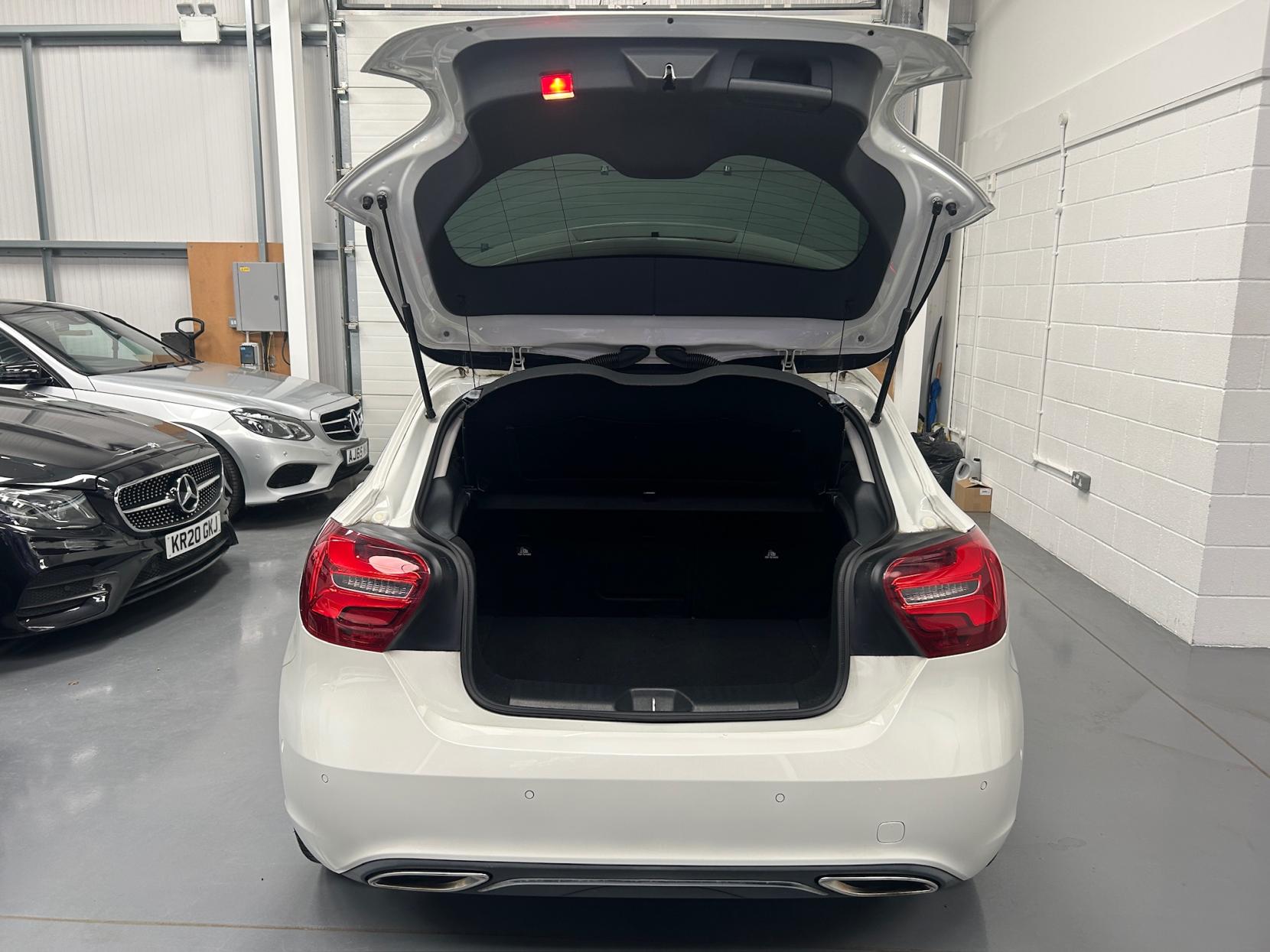 Mercedes-Benz A Class 1.6 A180 Sport (Premium) Hatchback 5dr Petrol 7G-DCT Euro 6 (s/s) (122 ps)