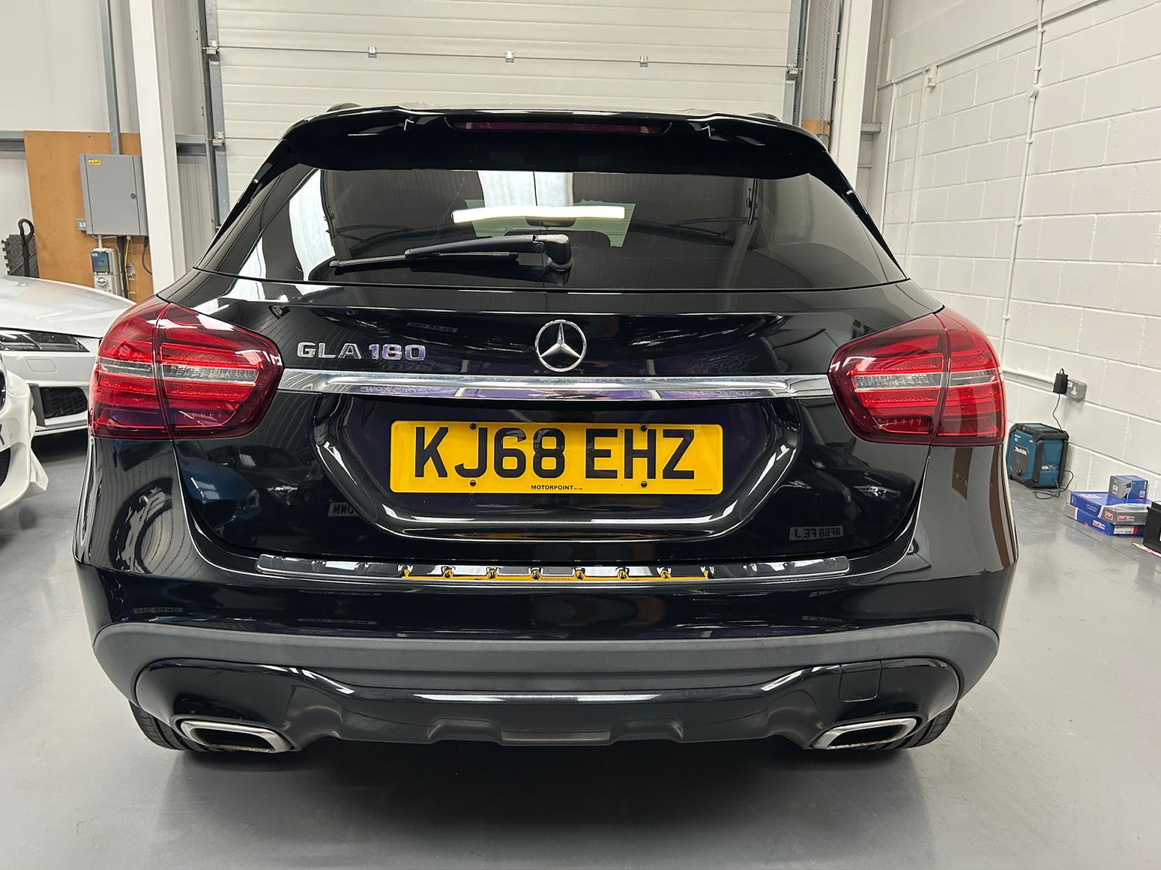 Mercedes-Benz GLA 1.6 GLA180 Urban Edition SUV 5dr Petrol Manual Euro 6 (s/s) (122 ps)